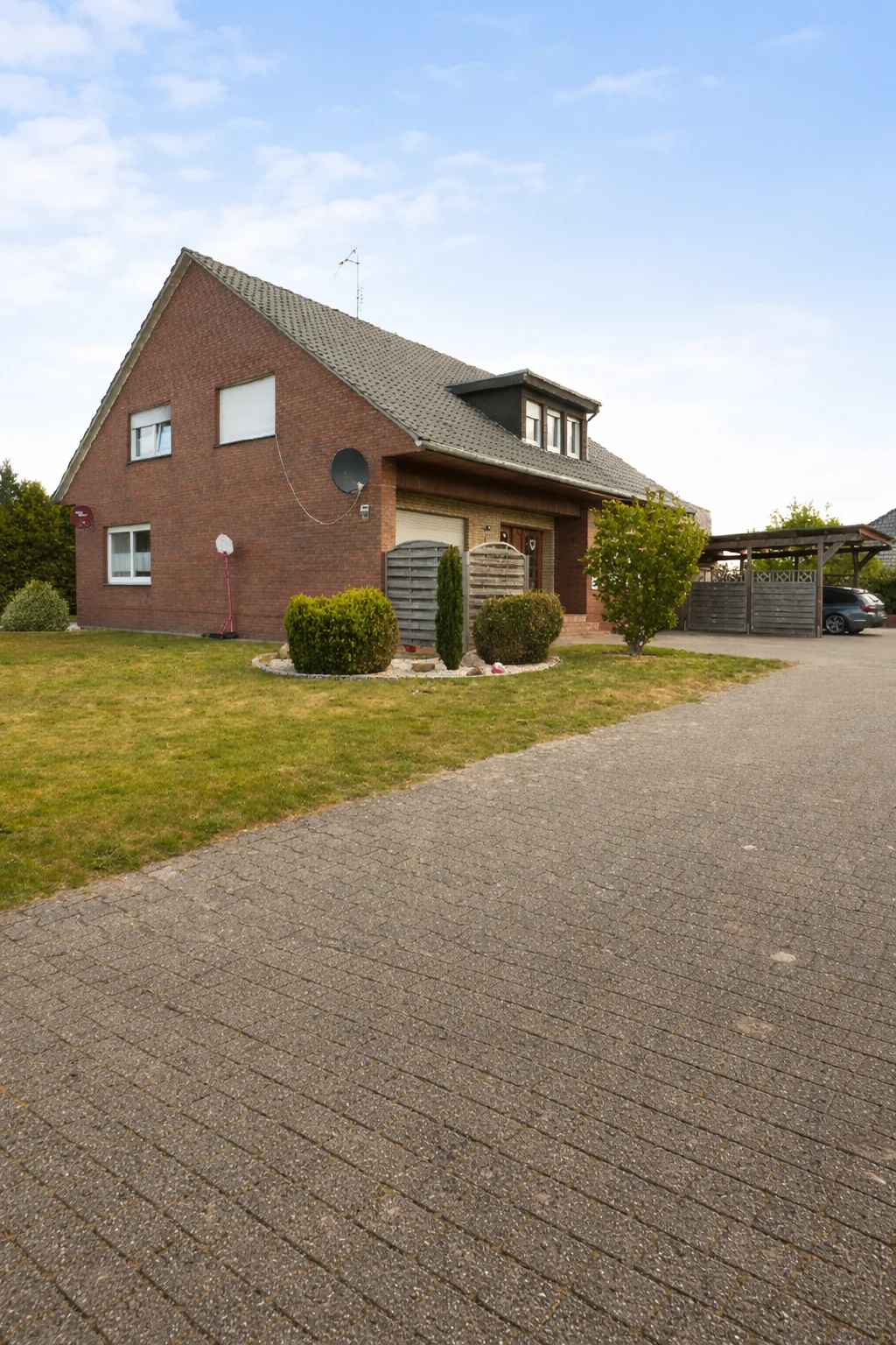 Ferienwohnung FW-45 in Breddenberg, Außenansicht bei Tageslicht